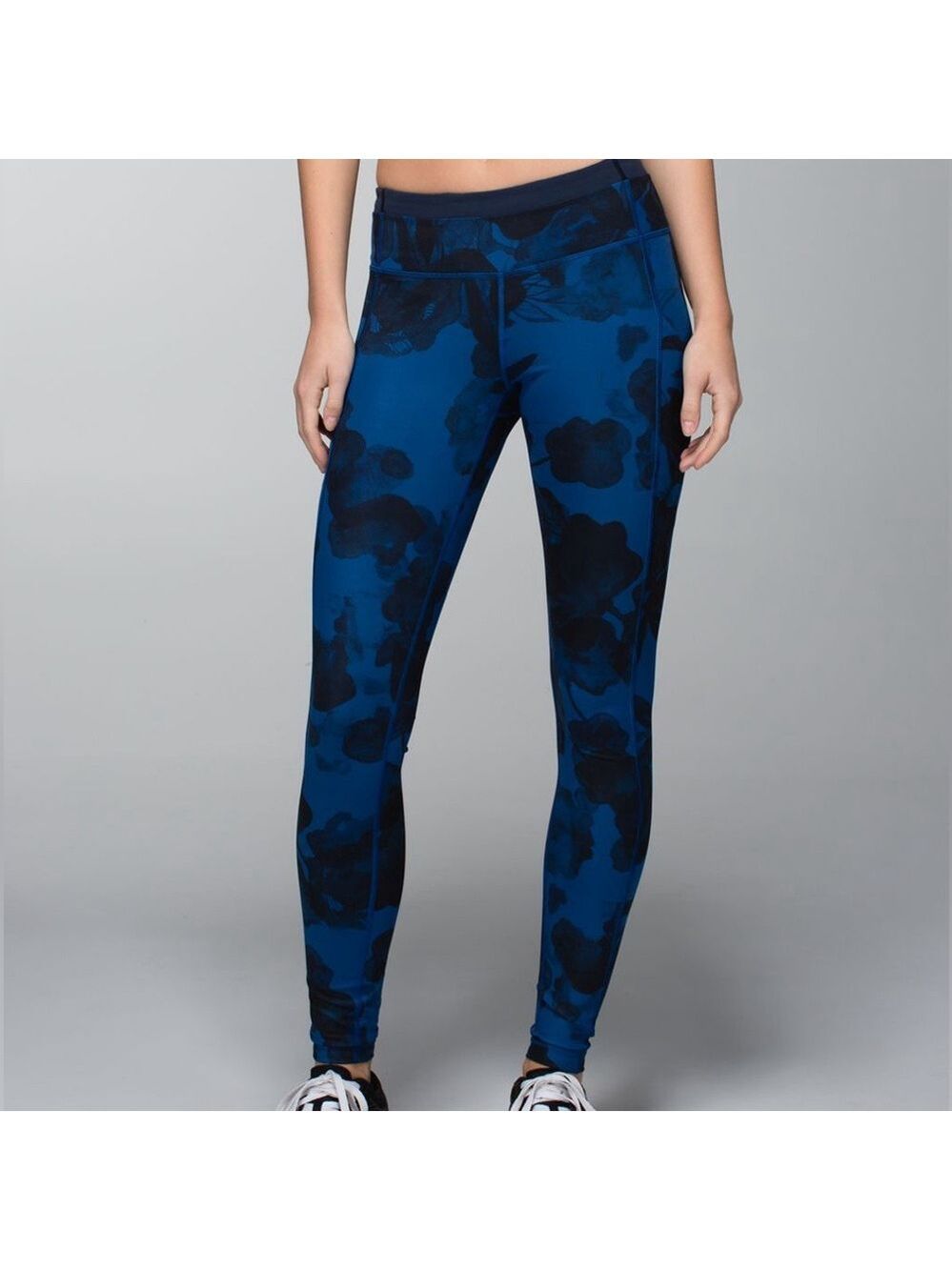 Lululemon Speed II Tights Inky Foilage Floral Print Blue Luxtreme Size 4